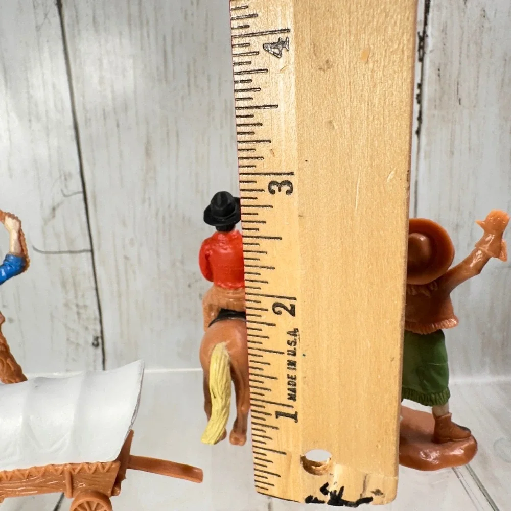 Safari Ltd Western‎ Toy Figures Set Cowboy, Covered Wagon, Annie Oakley Loose